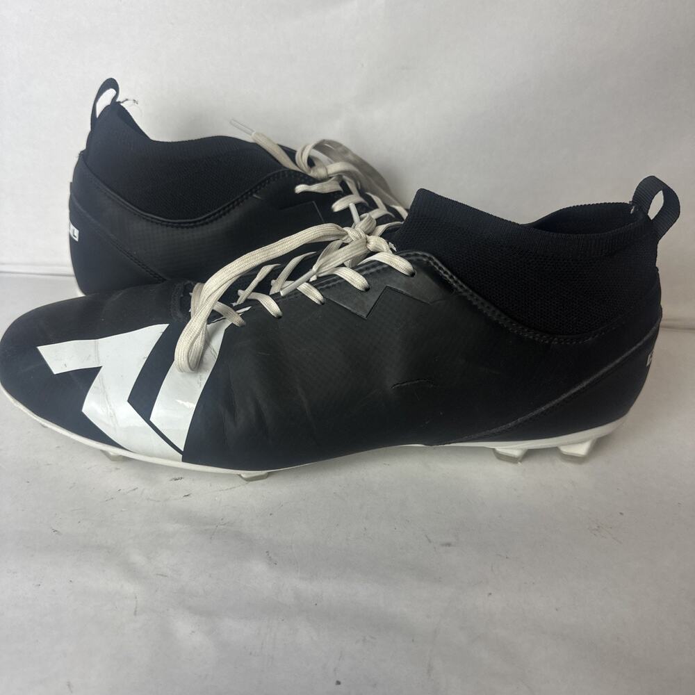 Rivel Soccer Cleat Men's Black Used Size 11